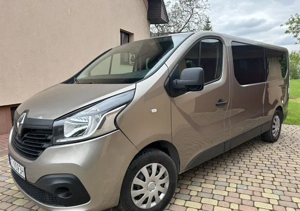 małopolskie Renault Trafic cena 69900 przebieg: 230000, rok produkcji 2018 z Tarnów